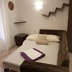 Varos Задар