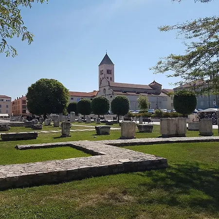 Lägenhet Varos Zadar